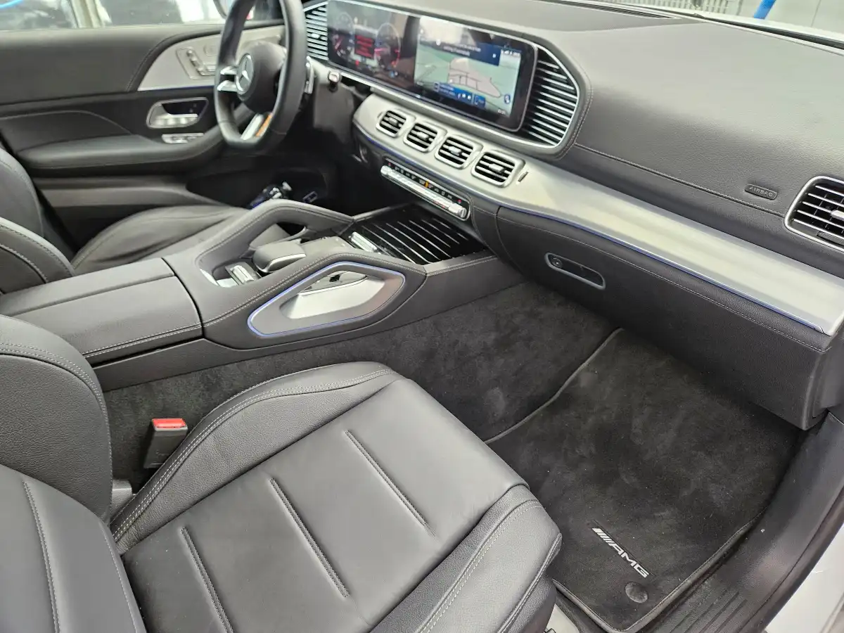 Mercedes-Benz GLE 300d AMG
