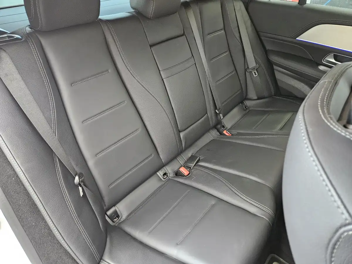 Mercedes-Benz GLE 300d AMG