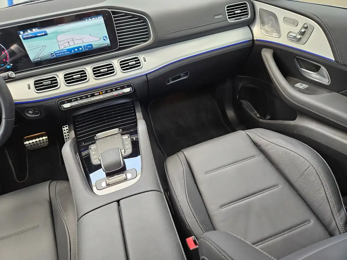 Mercedes-Benz GLE 300d AMG