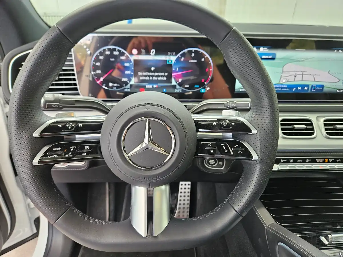 Mercedes-Benz GLE 300d AMG