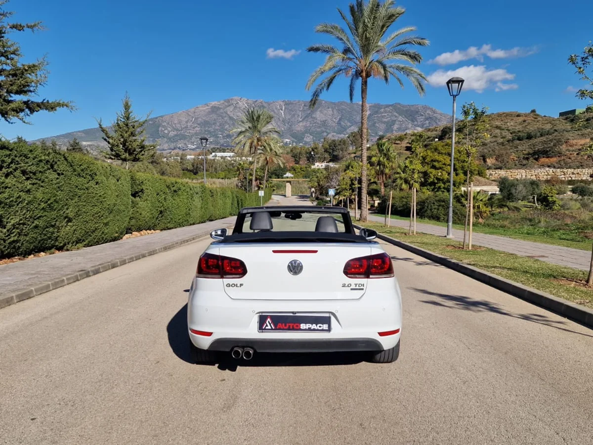 VW Golf Highline 2.0L TDI